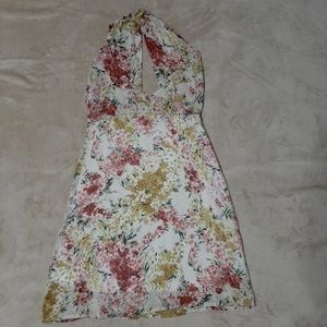 New shein v back cut out front floral halter dress